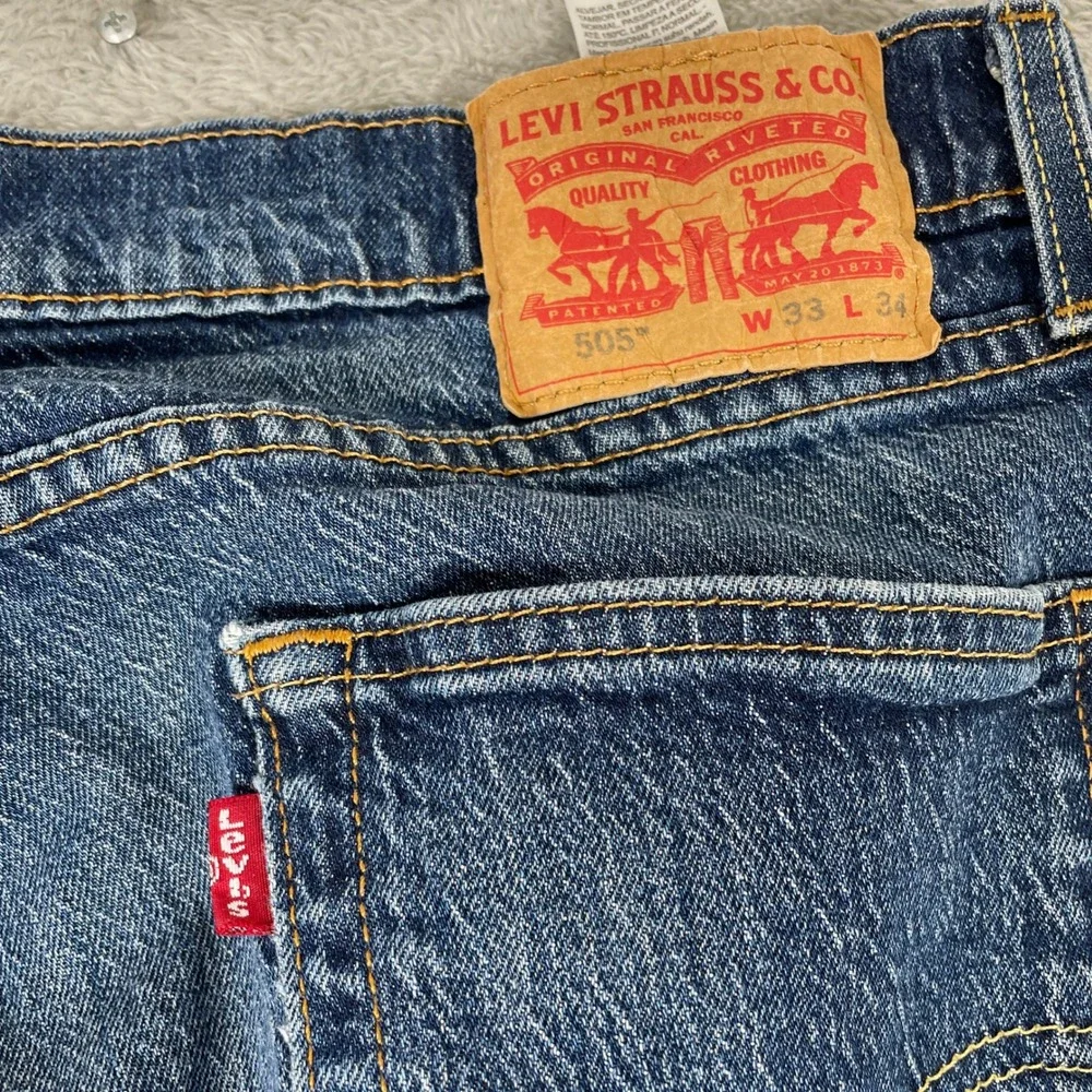 Levis 505 Regular Fit Jeans Mens 33x34 Blue Denim Straight Leg Stretch